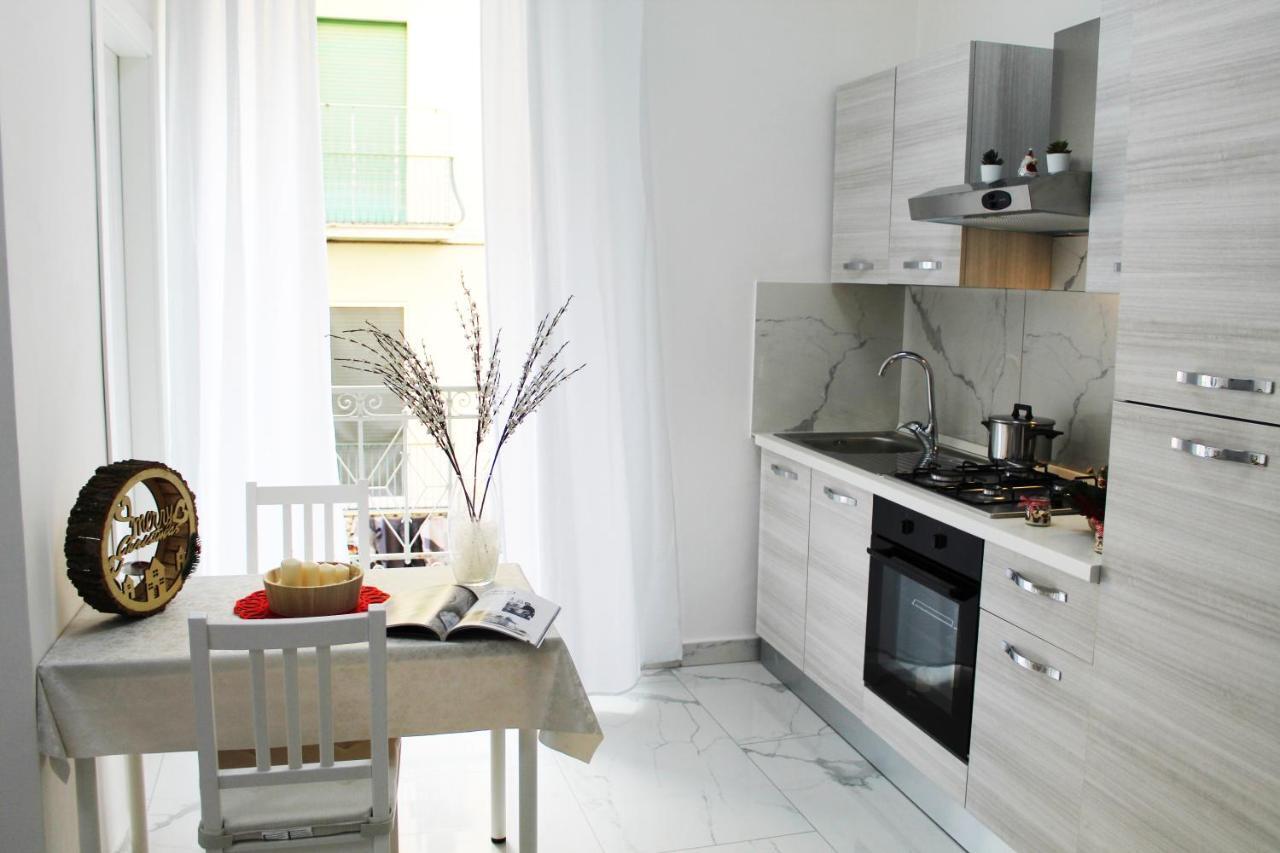 Conforti Apartment เนเปิลส์ ภายนอก รูปภาพ